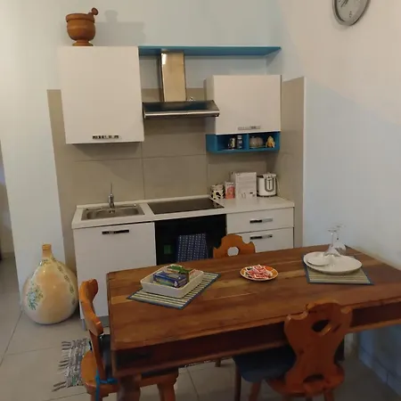 Bed & Breakfast Giardini Di Marzo Casa *